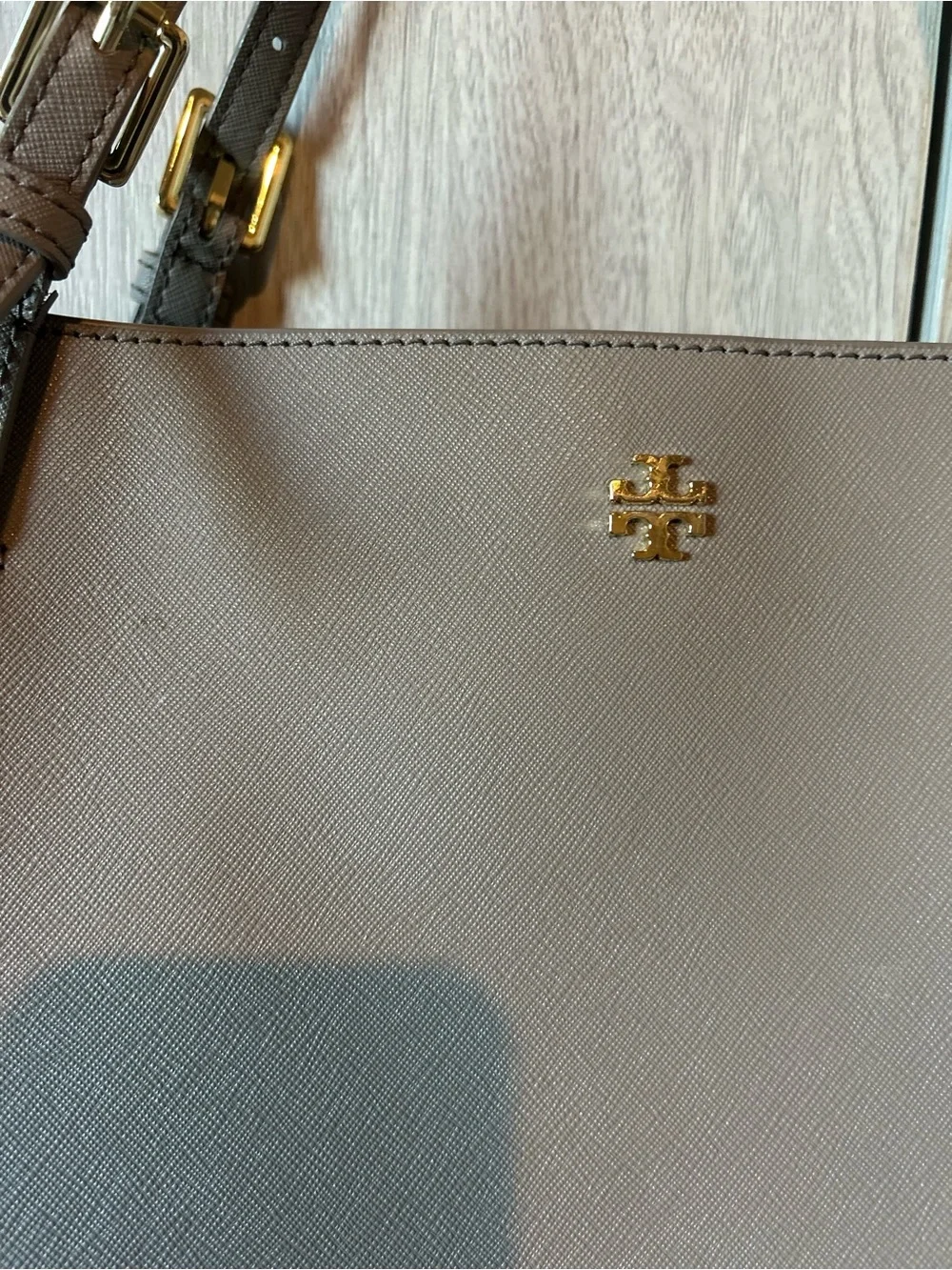 Tory Burch Emerson Saffiano Leather Buckle Tote - French Gray